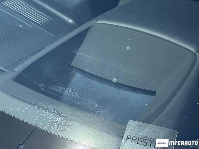 BMW M8 Competition 47 interauto-car