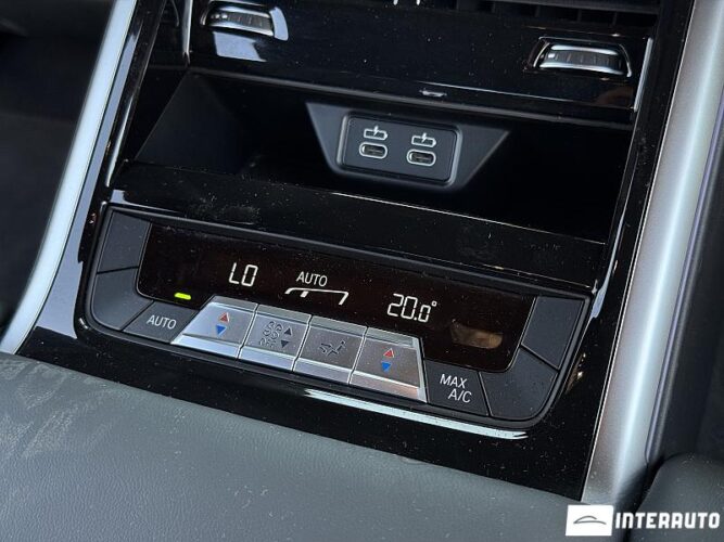 BMW M8 Competition 63 interauto-car