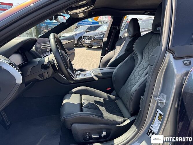 BMW M8 Competition 45 interauto-car