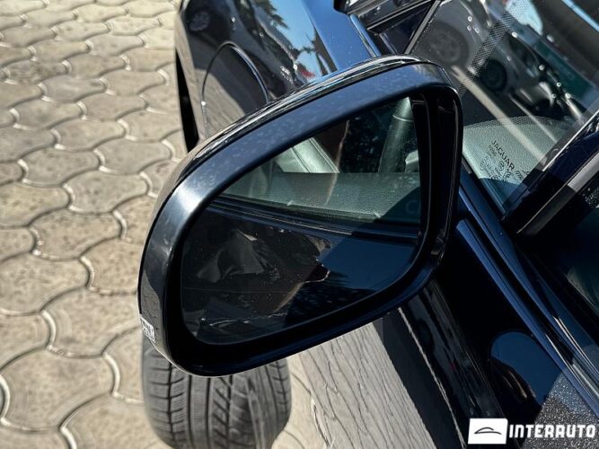 Jaguar I-Pace 45 interauto-car