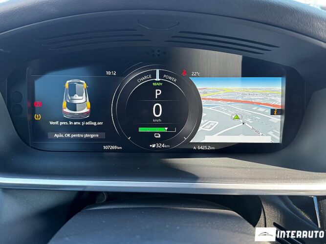 Jaguar I-Pace 37 interauto-car