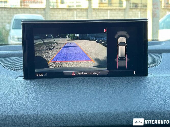 Audi Q7 44 interauto-car