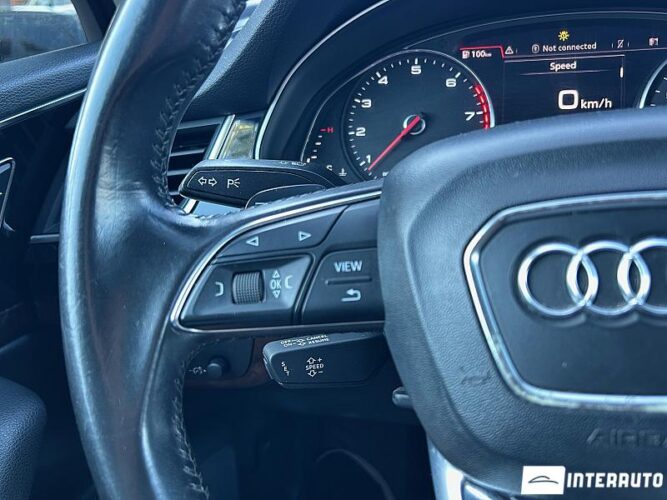 Audi Q7 41 interauto-car