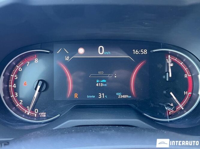 Toyota Rav-4 40 interauto-car