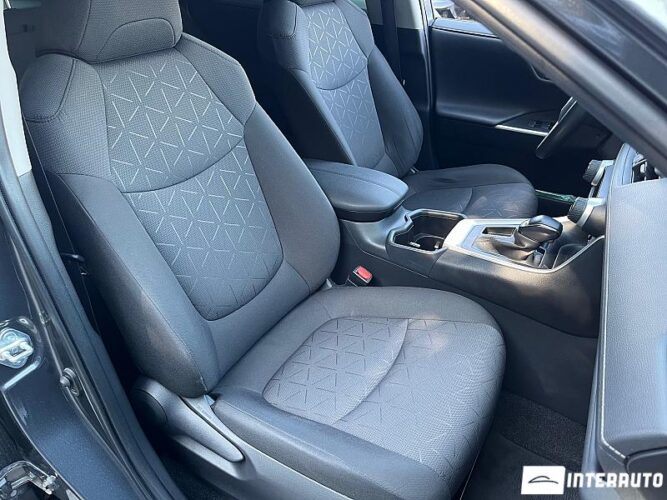 Toyota Rav-4 36 interauto-car