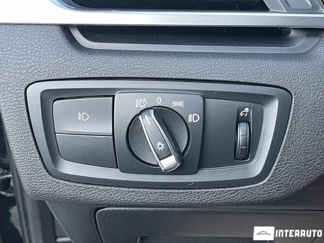 BMW X1 2.8i 39 interauto-car