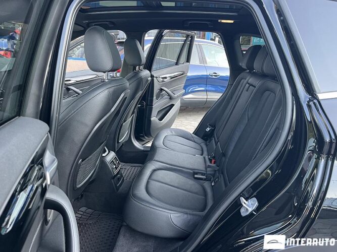 BMW X1 2.8i 45 interauto-car