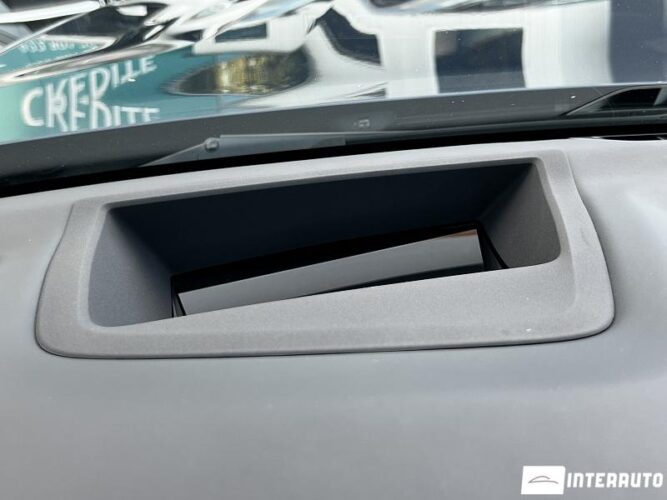 BMW X7 3.0d 48 interauto-car