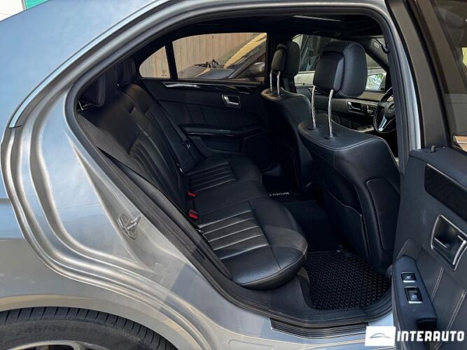 Mercedes E 250 52 interauto-car