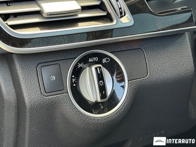 Mercedes E 250 50 interauto-car