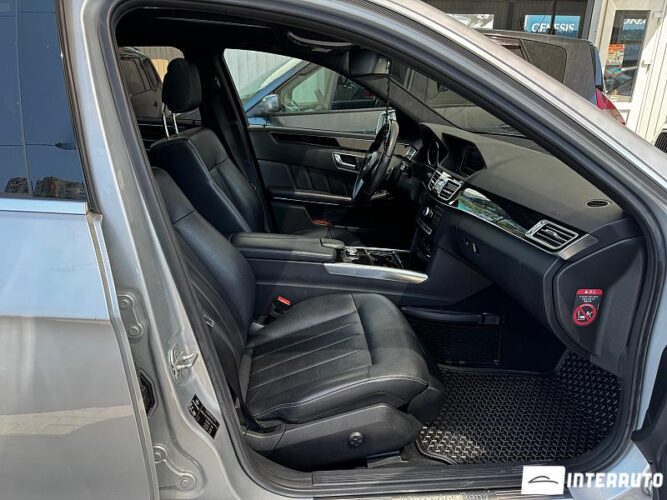 Mercedes E 250 39 interauto-car