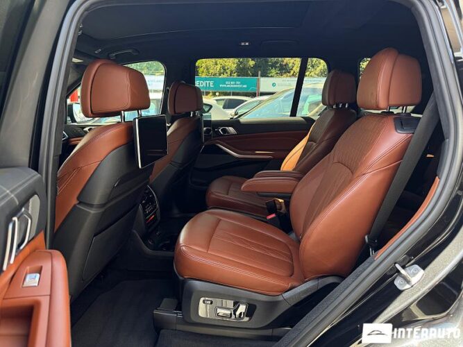 BMW X7 4.0i 49 interauto-car