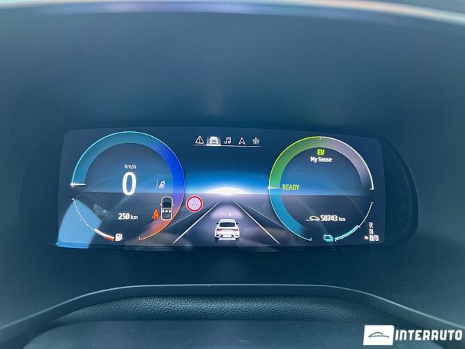 Renault Arkana 37 interauto-car