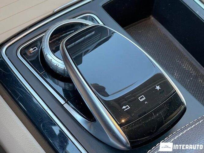 Mercedes GLE 300d 46 interauto-car