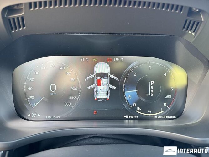 Volvo XC 60 43 interauto-car