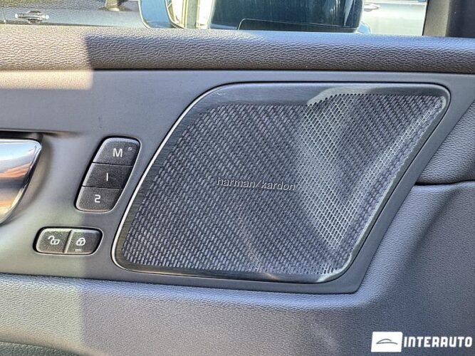 Volvo XC 60 57 interauto-car