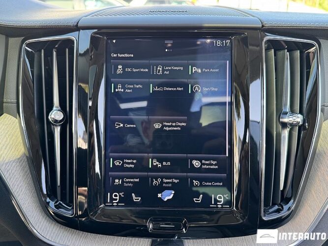 Volvo XC 60 45 interauto-car