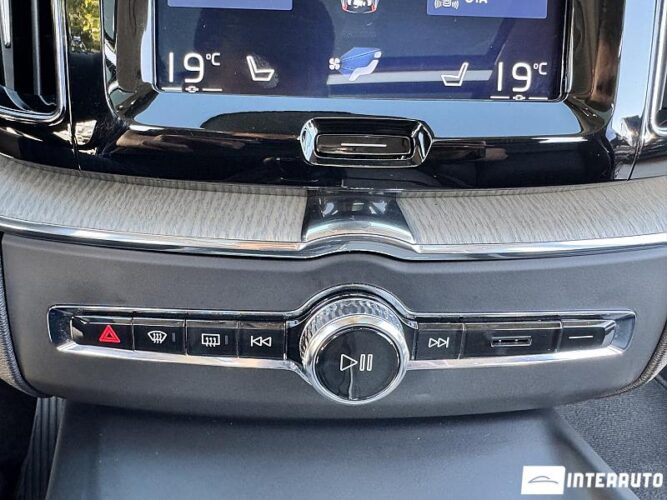 Volvo XC 60 48 interauto-car