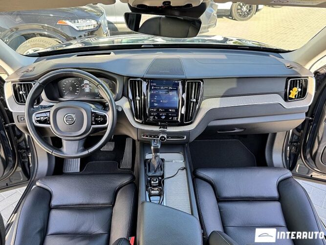 Volvo XC 60 41 interauto-car