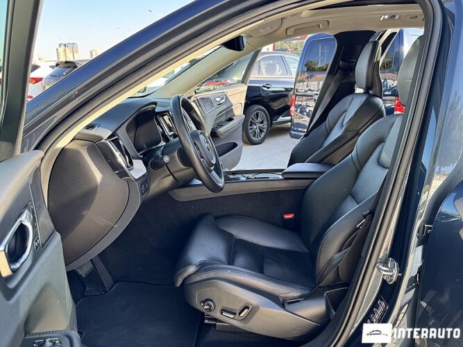 Volvo XC 60 40 interauto-car