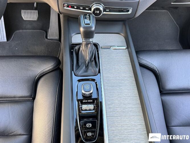 Volvo XC 60 49 interauto-car