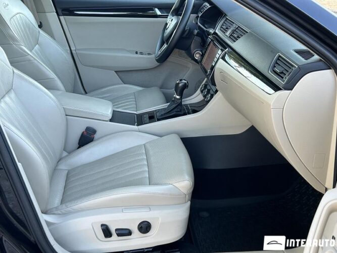 Skoda Superb 49 interauto-car
