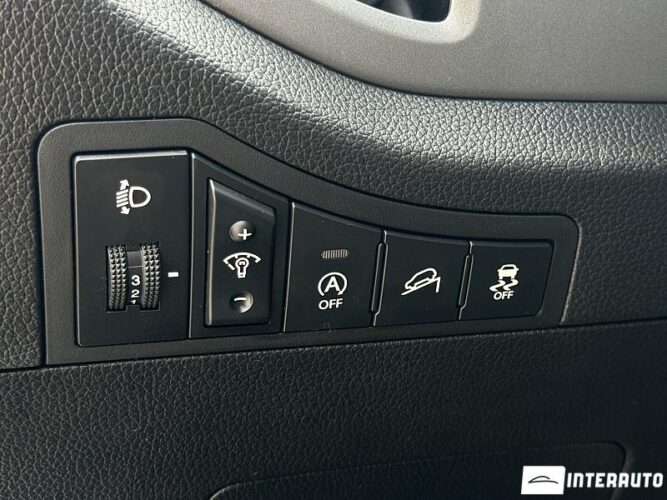 Kia Sportage 51 interauto-car