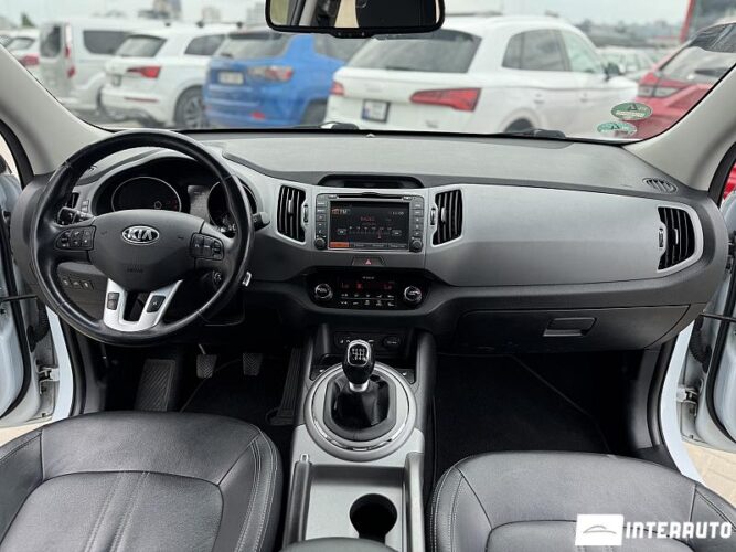 Kia Sportage 38 interauto-car