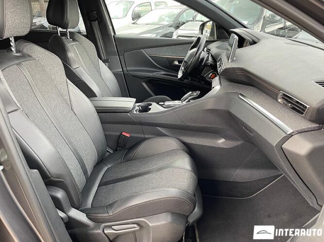 Peugeot 5008 45 interauto-car