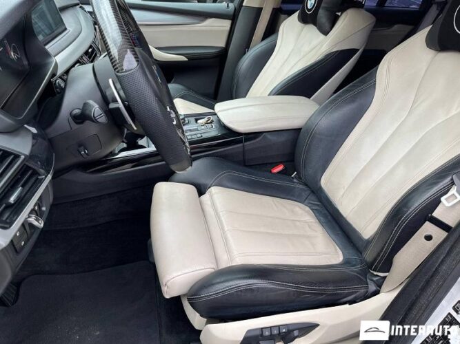 BMW X5 2.5D 37 interauto-car