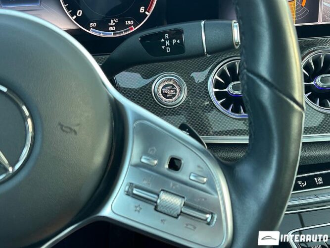 Mercedes CLS 300 44 interauto-car