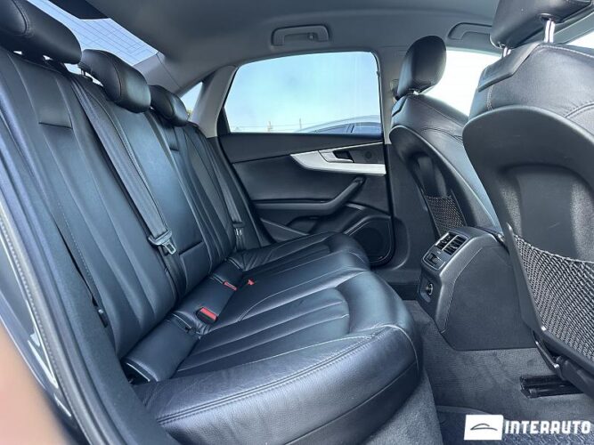 Audi A4 44 interauto-car