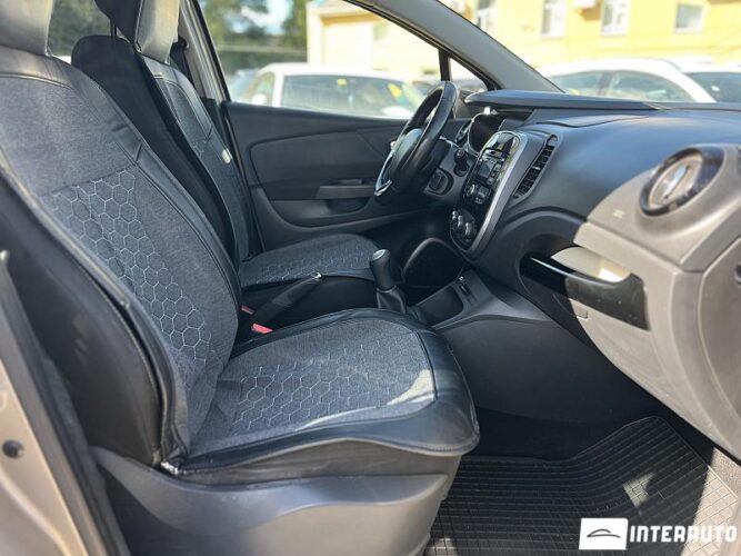 Renault Captur 40 interauto-car