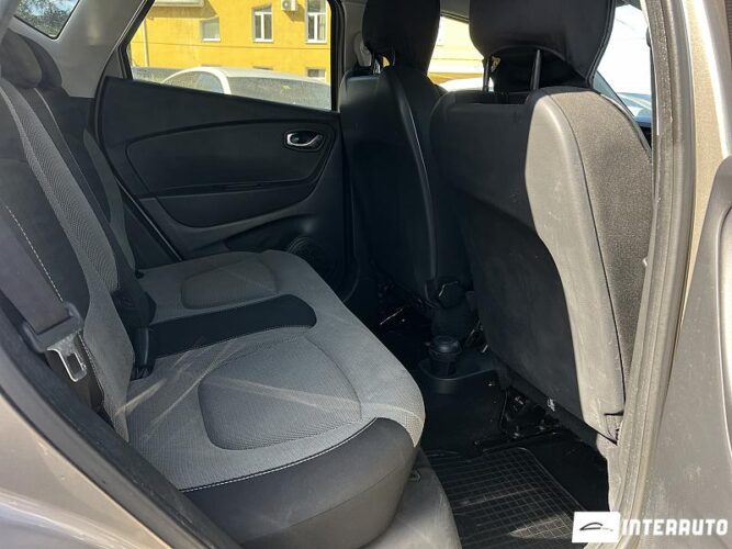 Renault Captur 39 interauto-car