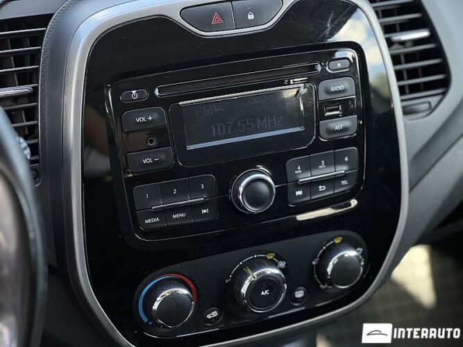 Renault Captur 36 interauto-car