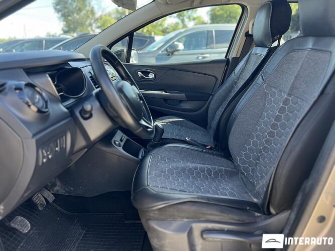 Renault Captur 32 interauto-car