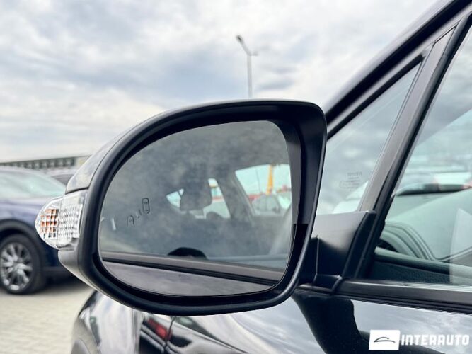 Toyota C-HR 49 interauto-car