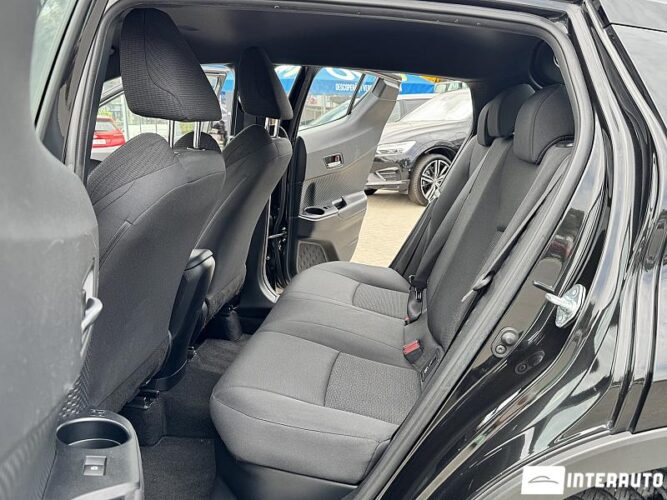 Toyota C-HR 45 interauto-car