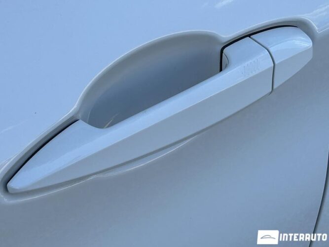 BMW 220d 35 interauto-car