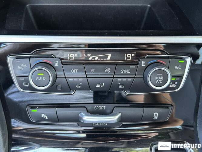 BMW 220d 44 interauto-car