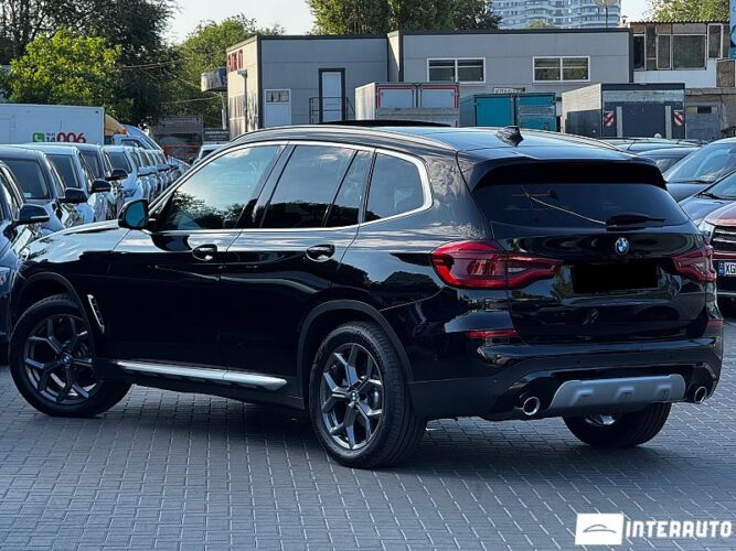 BMW X3 3.0i 34 interauto-car