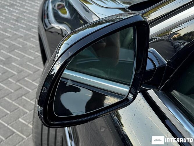 BMW X3 3.0i 50 interauto-car