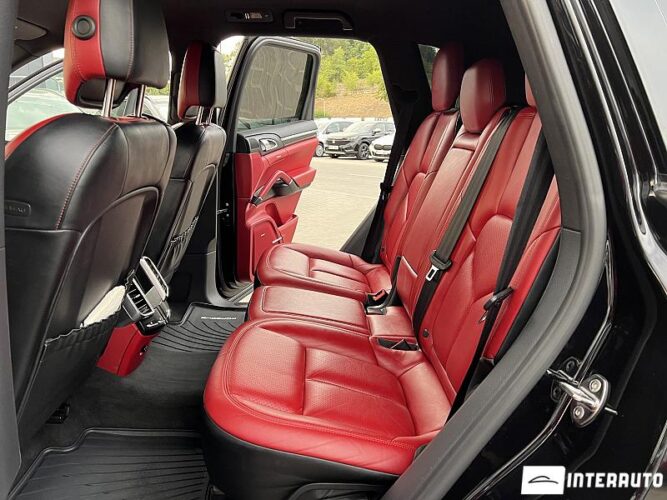 Porsche Cayenne 46 interauto-car