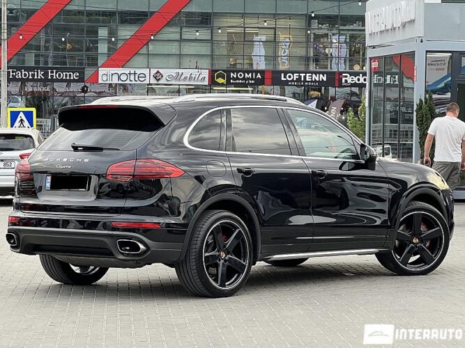 Porsche Cayenne 35 interauto-car