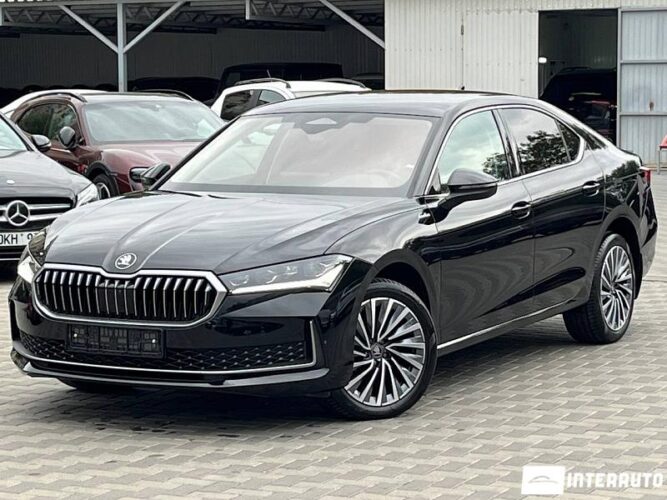 Skoda Superb 34 interauto-car