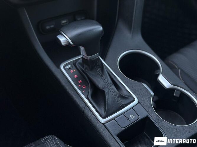 Kia Sportage 38 interauto-car