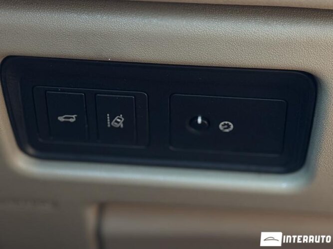 Land Rover Discovery Sport 38 interauto-car