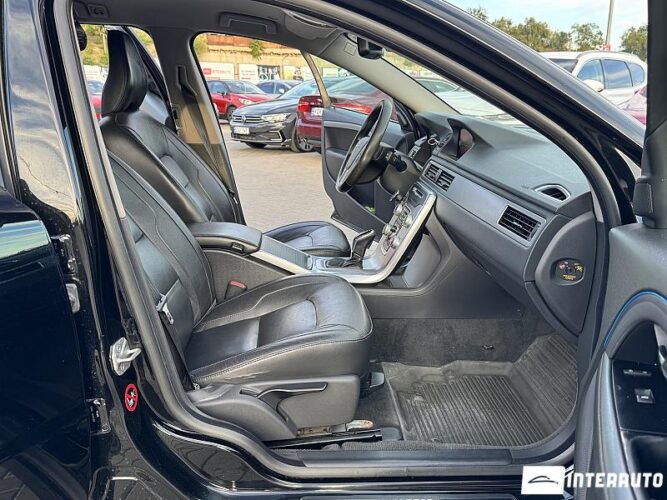 Volvo V 70 46 interauto-car