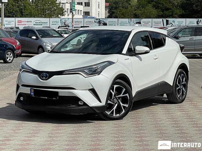 Toyota C-HR 30 interauto-car