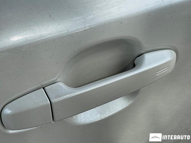 Toyota C-HR 34 interauto-car